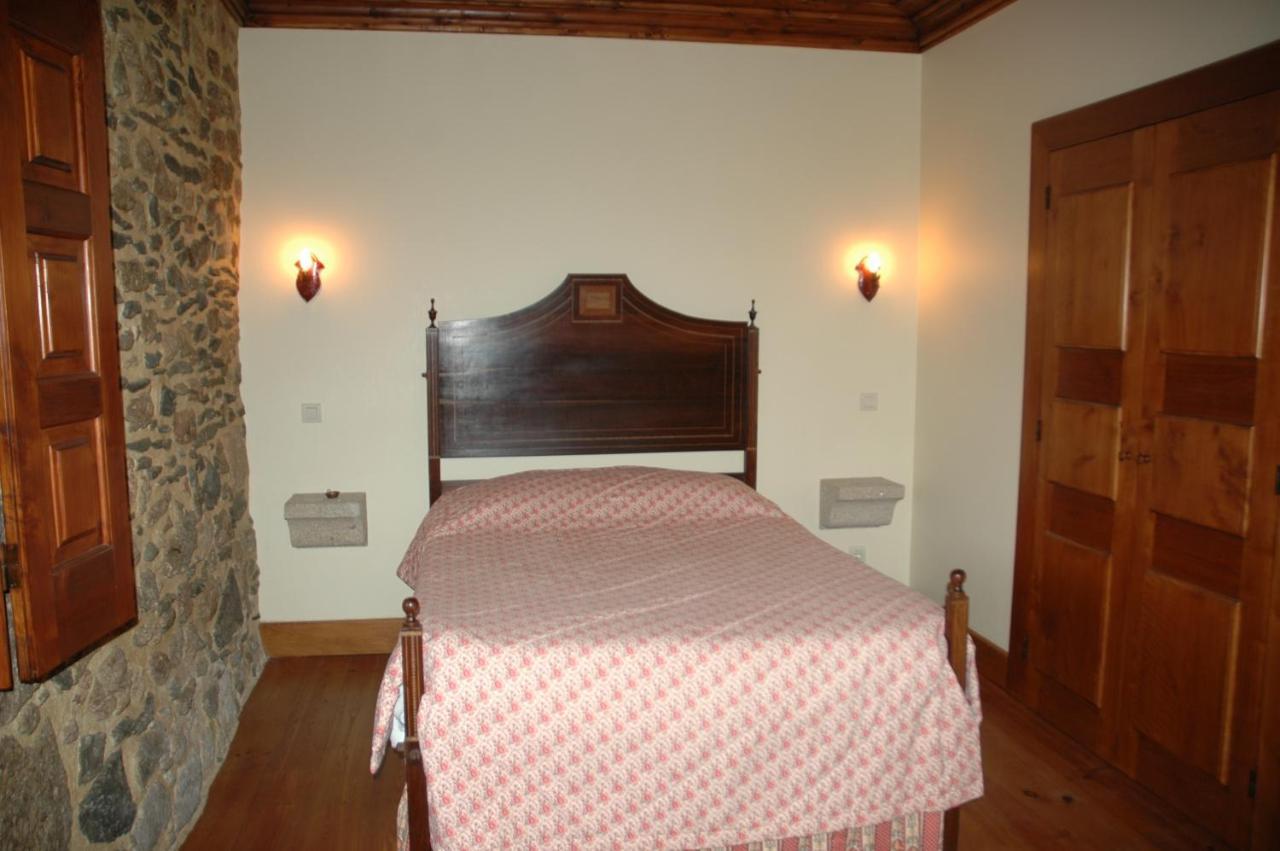 Quinta Da Casa Alta Vila Valenca Quarto foto