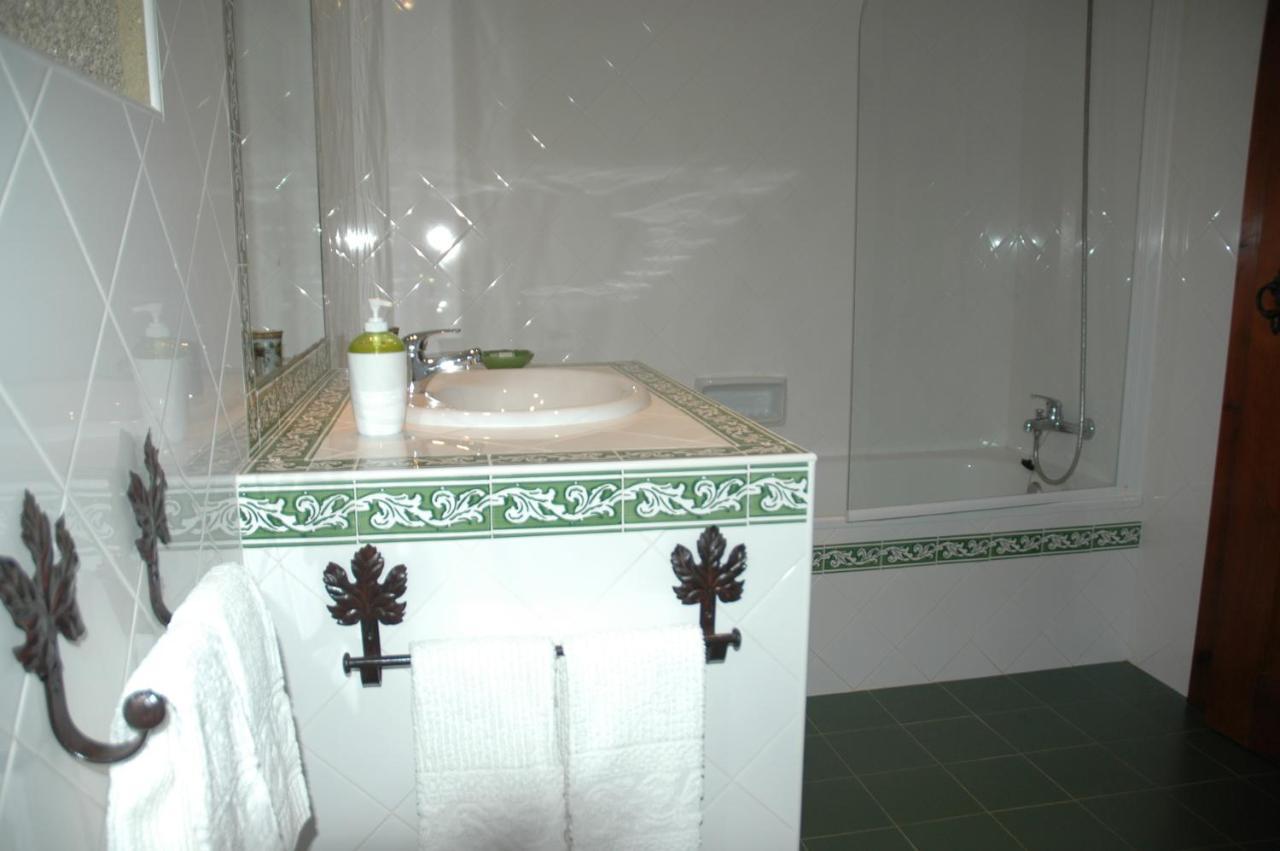 Quinta Da Casa Alta Vila Valenca Quarto foto