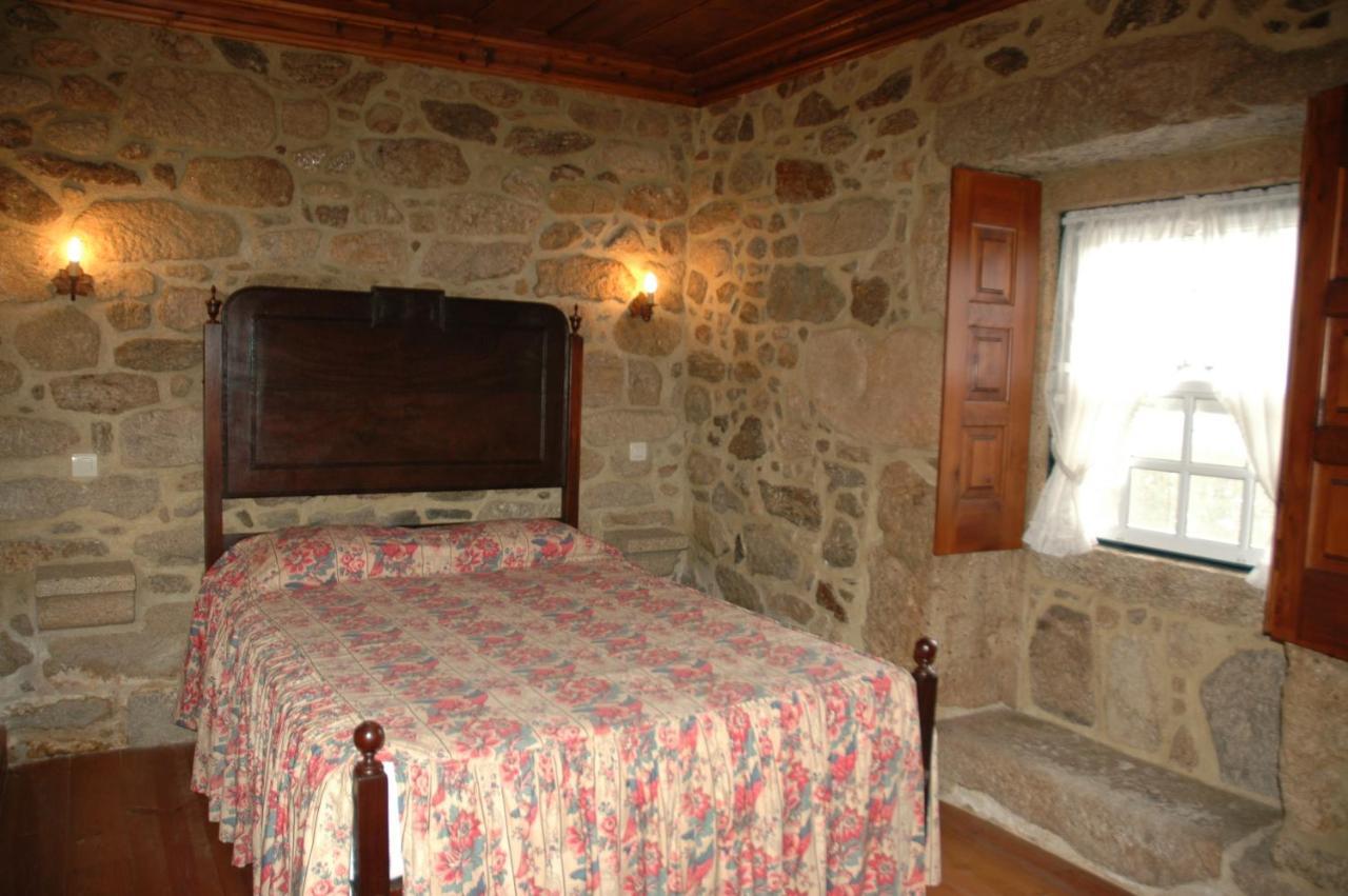 Quinta Da Casa Alta Vila Valenca Quarto foto